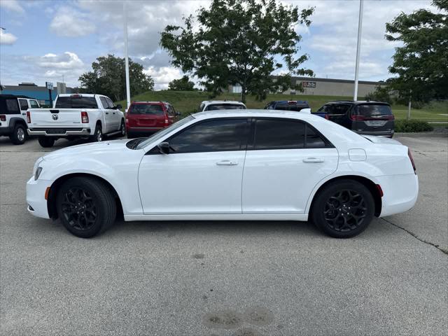 2022 Chrysler 300 Touring AWD