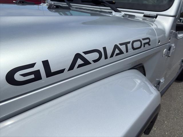 2022 Jeep Gladiator Overland 4x4
