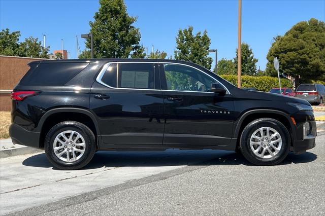 2022 Chevrolet Traverse AWD LS