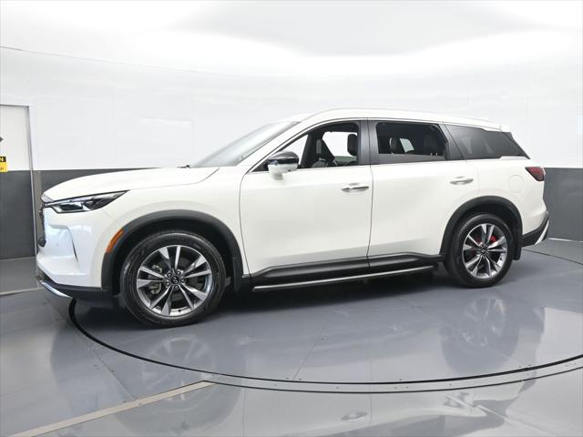 2022 INFINITI QX60 LUXE