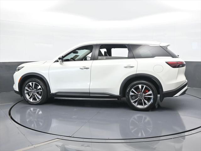 2022 INFINITI QX60 LUXE