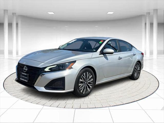 2023 Nissan Altima SV FWD