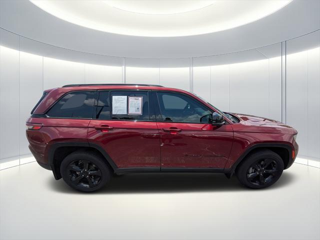 2023 Jeep Grand Cherokee Altitude 4x4