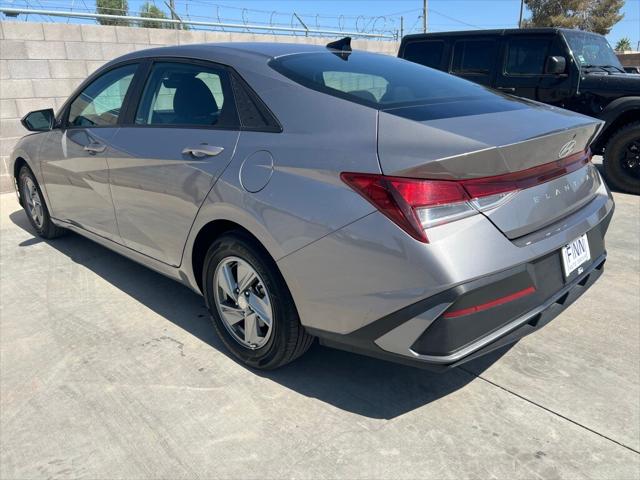 2024 Hyundai Elantra SE 2024 Hyundai Elantra SE