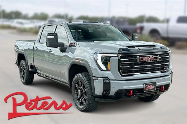 2025 GMC Sierra 2500HD 4WD Crew Cab Standard Bed AT4