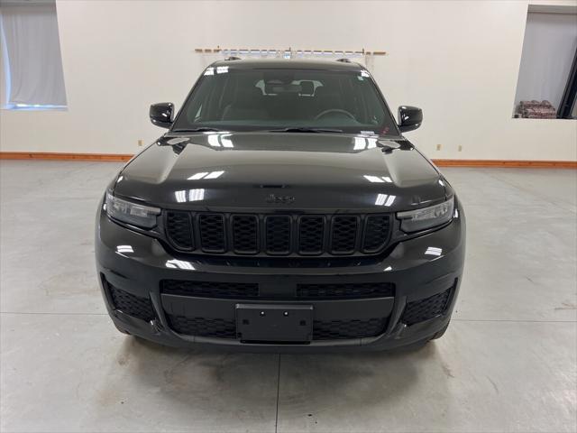 2023 Jeep Grand Cherokee L Altitude 4x4 2023 Jeep Grand Cherokee L Altitude 4x4