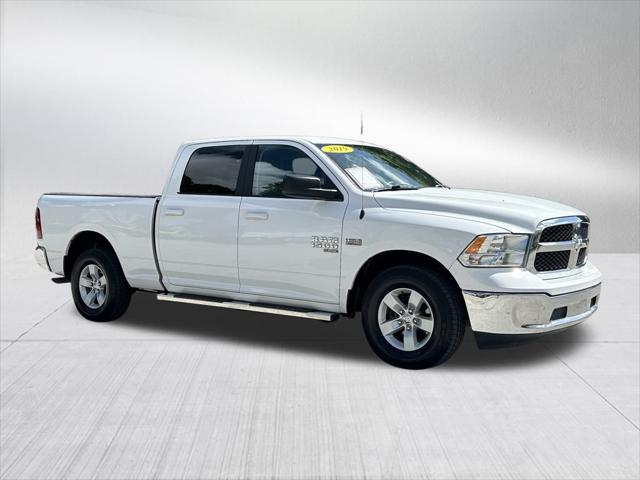 2019 RAM 1500 Classic SLT Crew Cab 4x2 64 Box