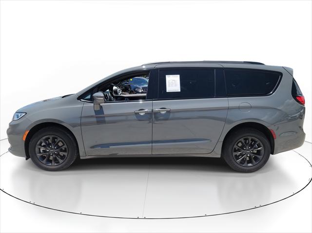 2021 Chrysler Pacifica Touring L AWD