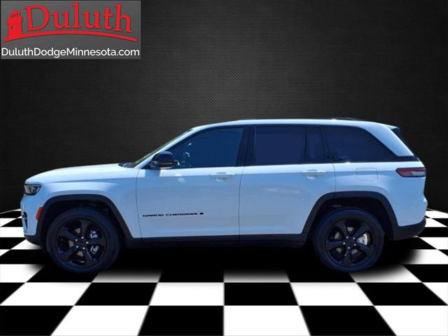 2023 Jeep Grand Cherokee Altitude 4x4 2023 Jeep Grand Cherokee Altitude 4x4