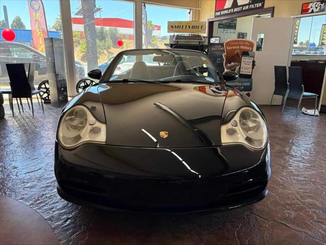 2003 Porsche 911 Carrera 4
