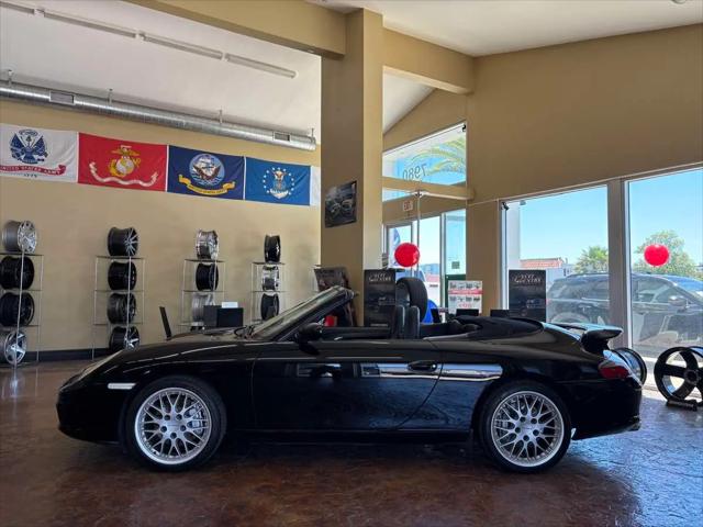 2003 Porsche 911 Carrera 4