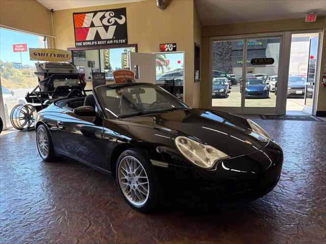 2003 Porsche 911 Carrera 4