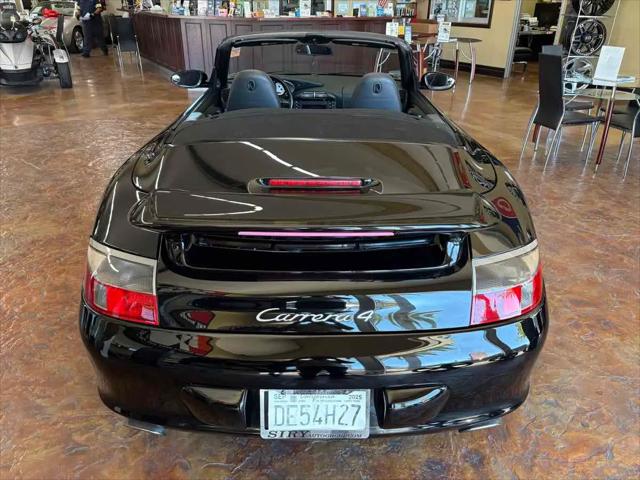 2003 Porsche 911 Carrera 4