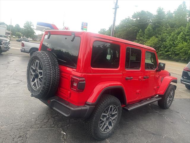 2025 Jeep Wrangler 4-Door Sahara 4x4