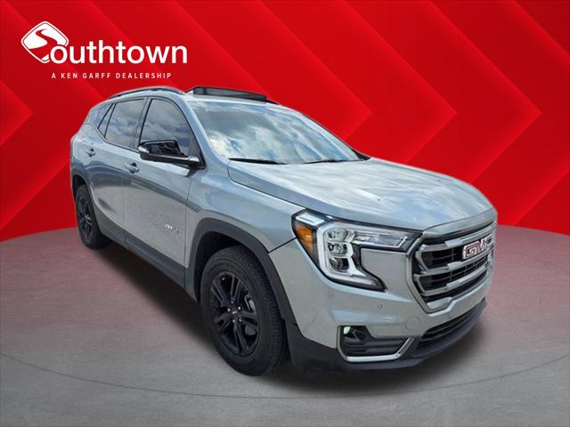 2023 GMC Terrain AWD AT4