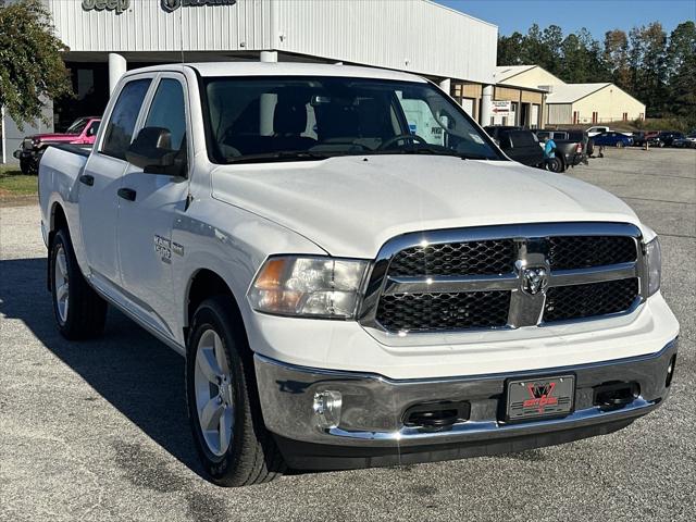 2024 RAM 1500 Classic Tradesman Crew Cab 4x4 57 Box