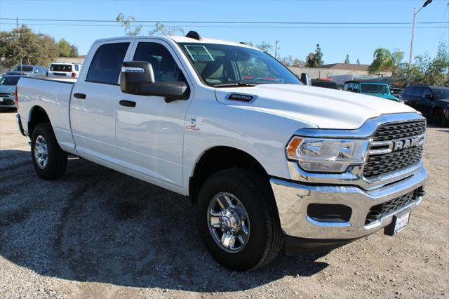 2024 RAM 3500 Tradesman Crew Cab 4x4 64 Box