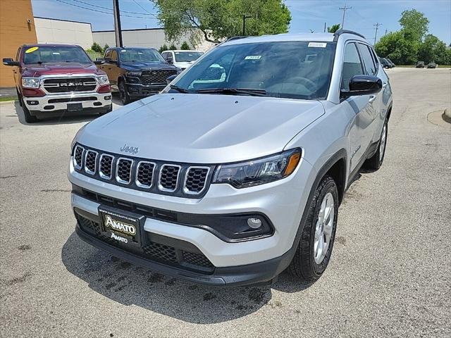 2025 Jeep Compass COMPASS LATITUDE 4X4