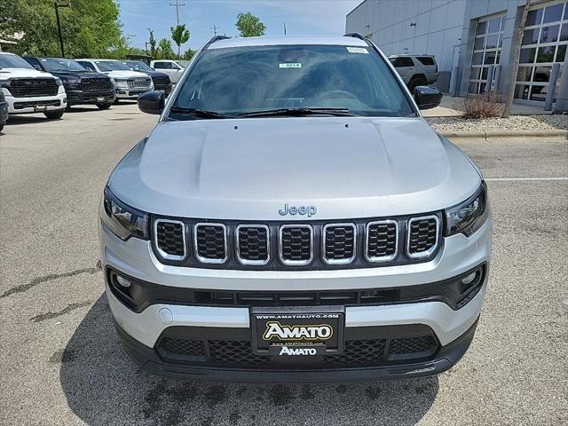 2025 Jeep Compass COMPASS LATITUDE 4X4
