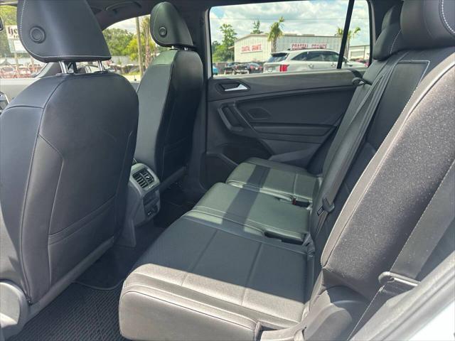 2021 Volkswagen Tiguan 2.0T SE R-Line Black