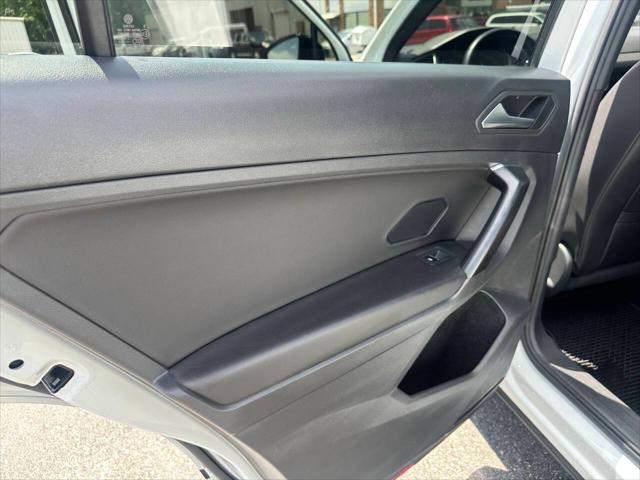 2021 Volkswagen Tiguan 2.0T SE R-Line Black