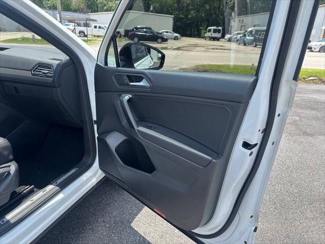 2021 Volkswagen Tiguan 2.0T SE R-Line Black