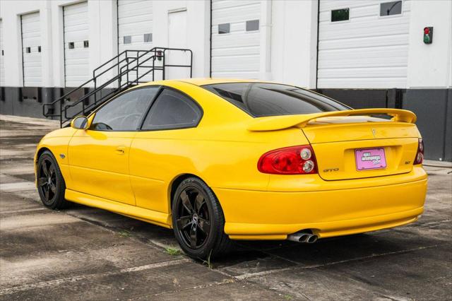 2004 Pontiac GTO Base