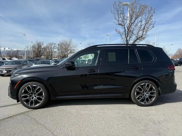 2025 BMW X7 M60i