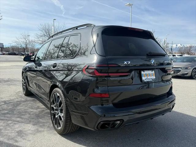 2025 BMW X7 M60i