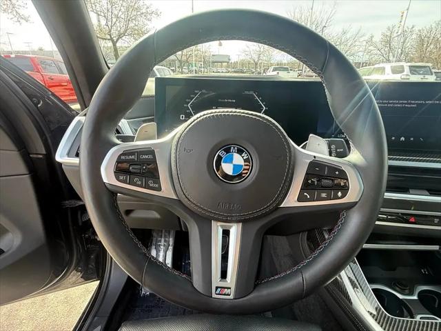 2025 BMW X7 M60i