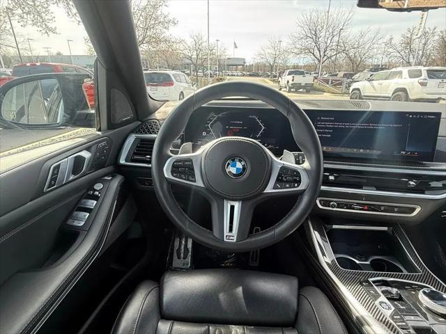 2025 BMW X7 M60i