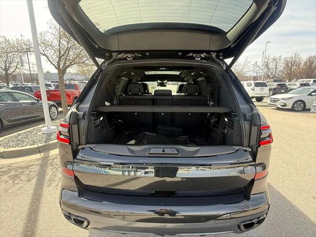 2025 BMW X7 M60i