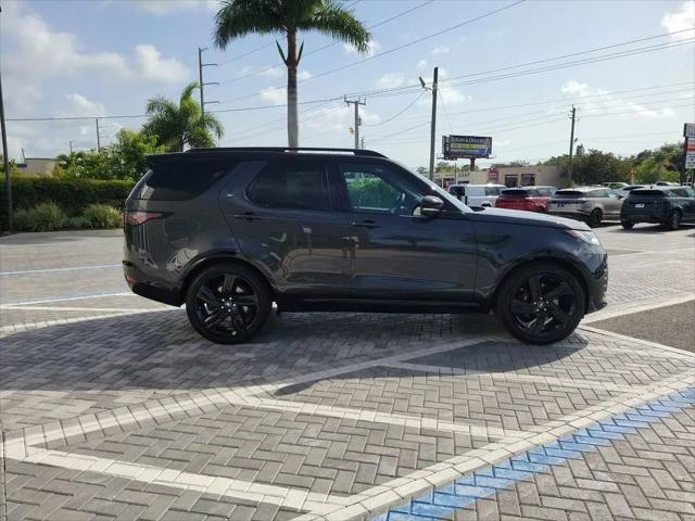 2025 Land Rover Discovery P360 Metropolitan Edition