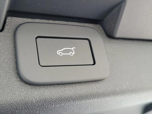 2025 Land Rover Discovery P360 Metropolitan Edition