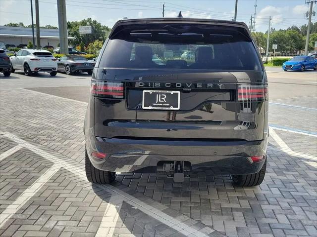 2025 Land Rover Discovery P300 Dynamic SE