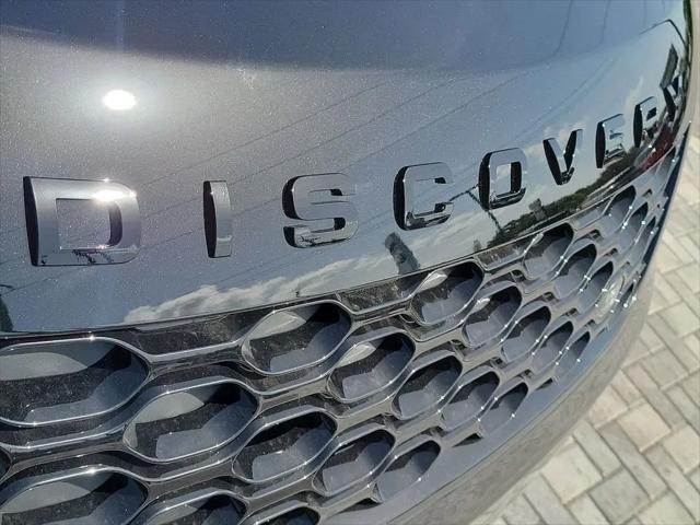 2025 Land Rover Discovery P300 Dynamic SE