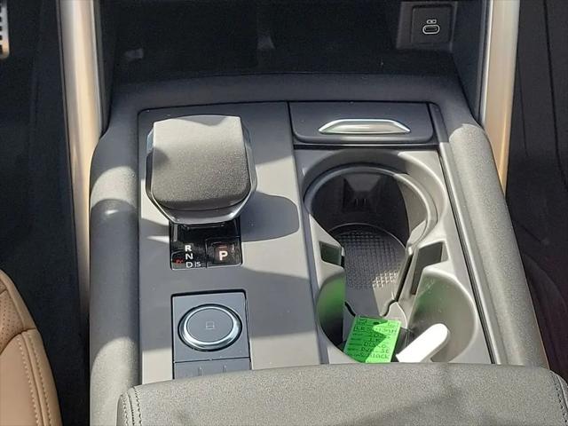 2025 Land Rover Discovery P300 Dynamic SE