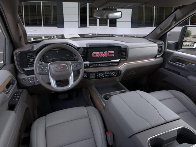 2025 GMC Sierra 2500HD 4WD Crew Cab Standard Bed SLT