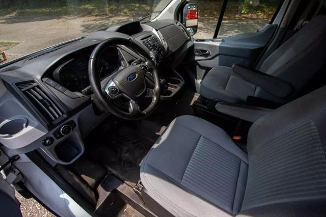 2017 Ford Transit w/Sliding Side Door w/RWB