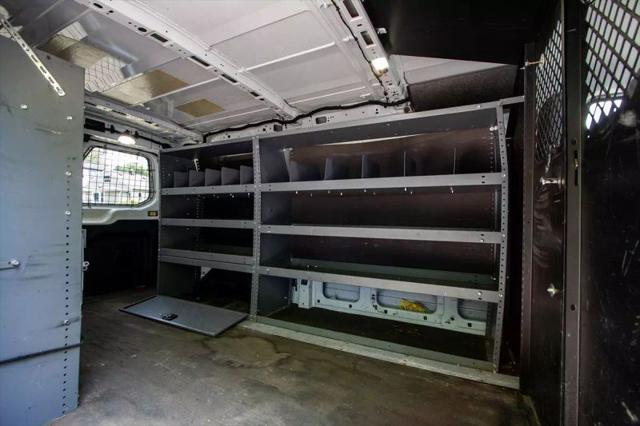2017 Ford Transit w/Sliding Side Door w/RWB