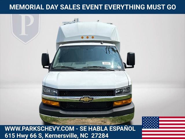 2025 Chevrolet Express Cutaway Work Van