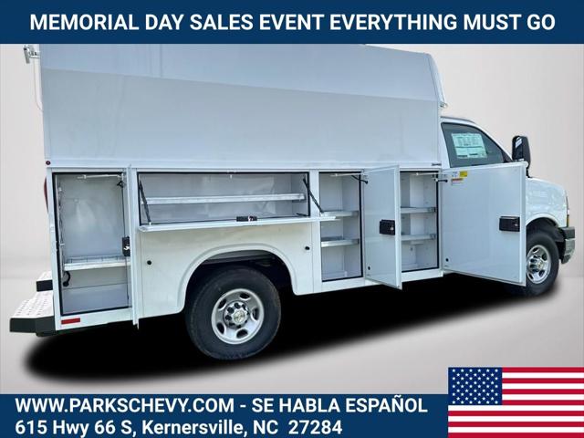 2025 Chevrolet Express Cutaway Work Van