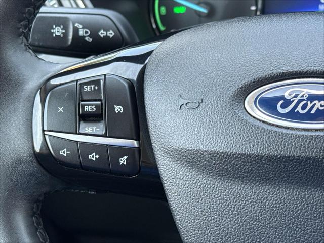 2022 Ford Escape SEL Hybrid
