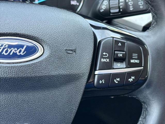 2022 Ford Escape SEL Hybrid