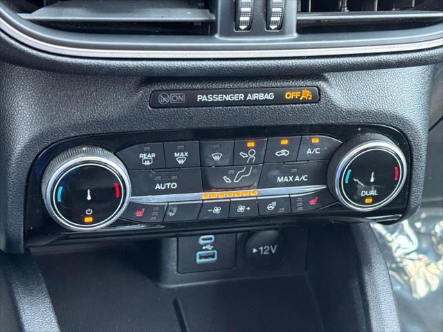 2022 Ford Escape SEL Hybrid