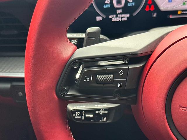 2025 Porsche 911 Carrera