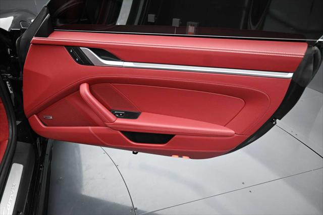 2025 Porsche 911 Carrera