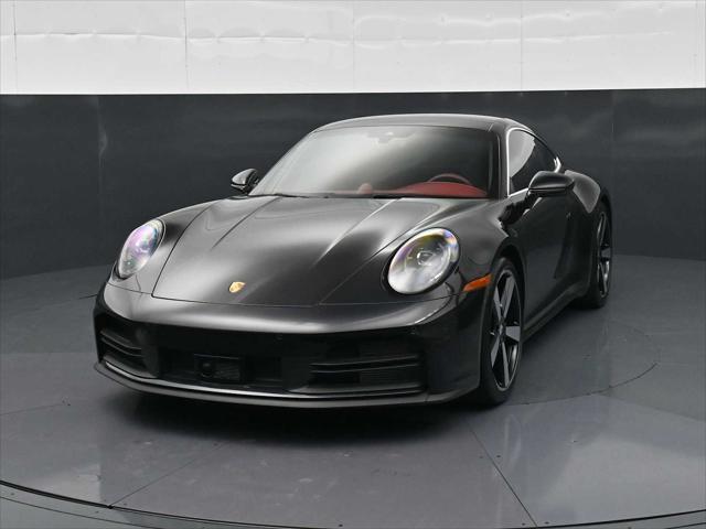 2025 Porsche 911 Carrera