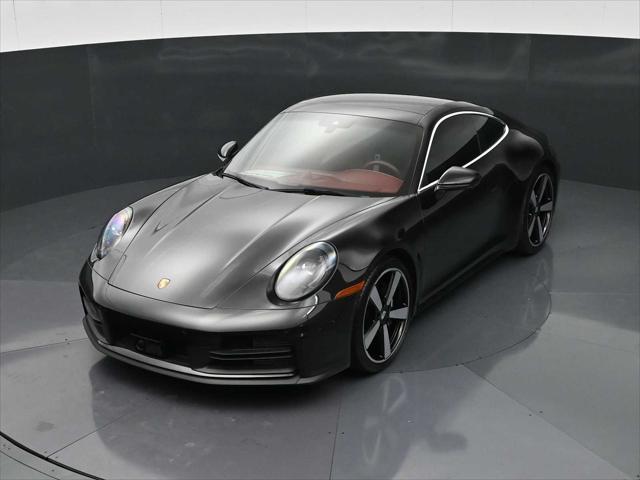 2025 Porsche 911 Carrera