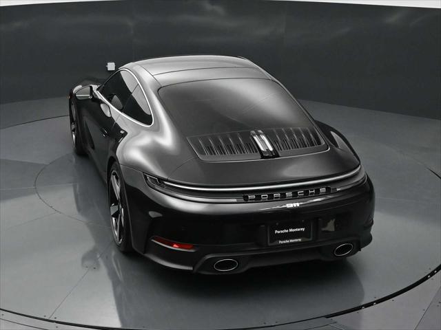 2025 Porsche 911 Carrera